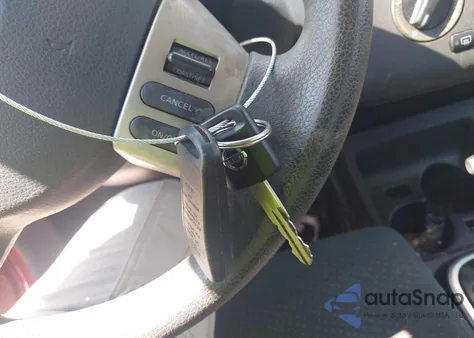 2010 Nissan Versa 1.8S из США, поврежденный, VIN 3N1BC1APXAL372809